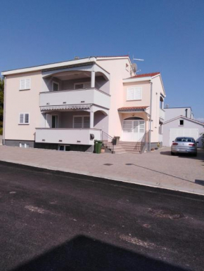Apartmani Jadranka Vrsi Mulo